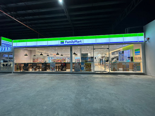 FamilyMart