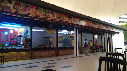 Medan Selera Pernama ( Pengkalan TLDM Lumut, Perak )