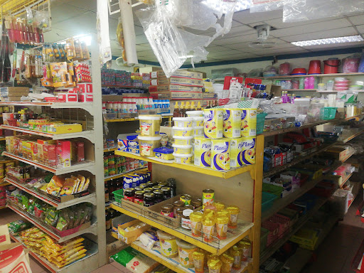 Kedai Runcit Saras Kedai Runcit Saras
