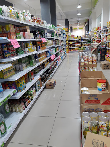 D Valley Supermarket