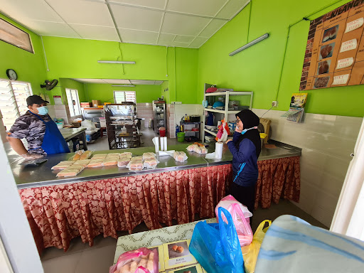 Kilang Roti Mokhtar