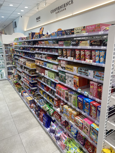 FamilyMart Simpang Kuala