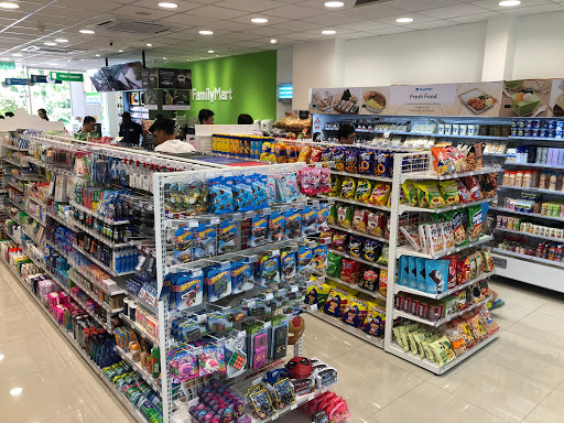 FamilyMart Cheras Mahkota