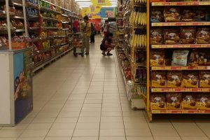 Grocery Store di Kuala Berang, Malaysia: Kemudahan dan Pilihan
