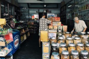 Joo Lee Grocer