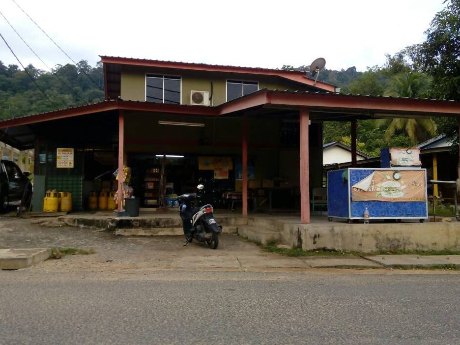kedai runcit kak dah