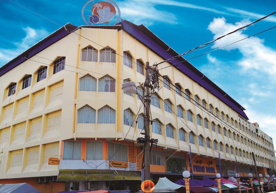 pantai timor mart pintu geng